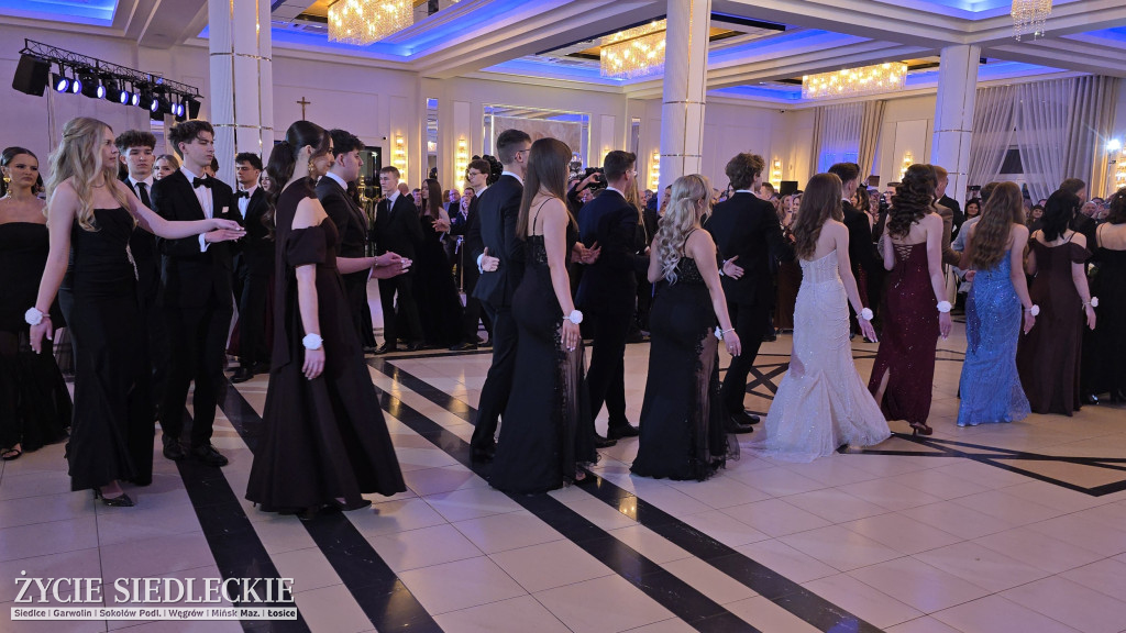 Studniówka w Prusie