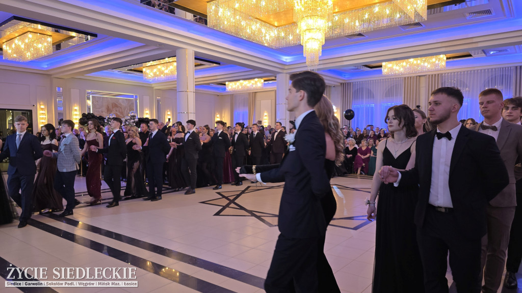 Studniówka w Prusie