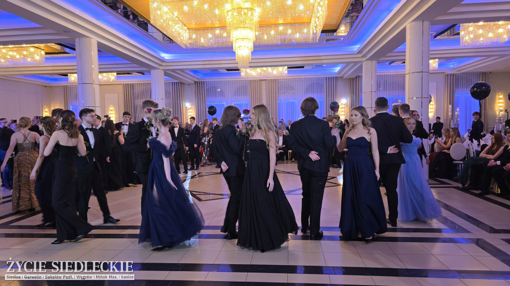 Studniówka w Prusie