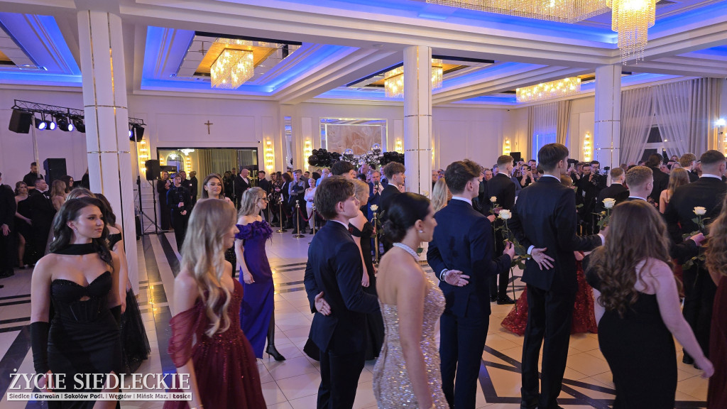 Studniówka w Prusie