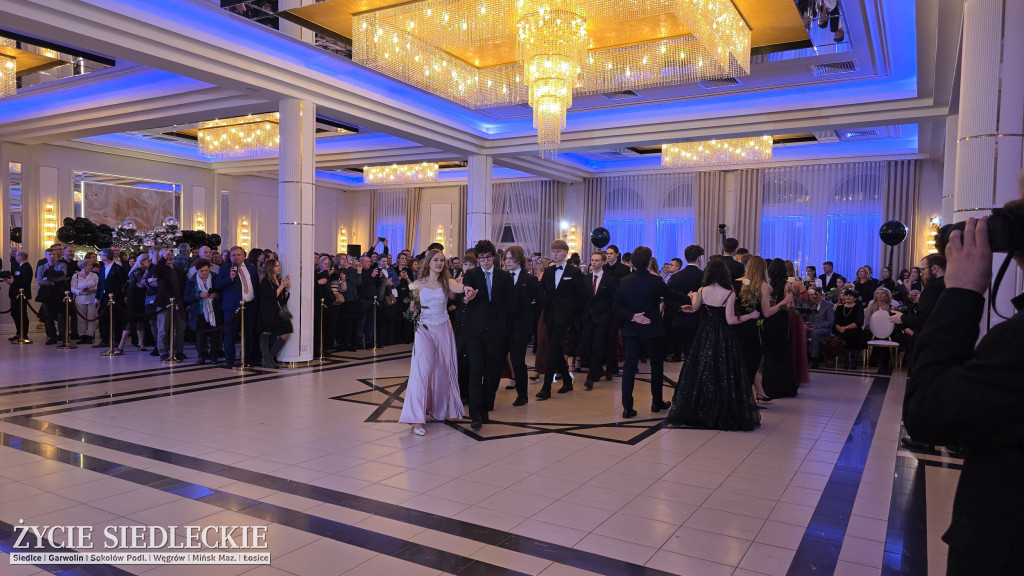 Studniówka w Prusie