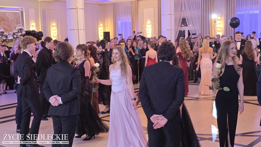 Studniówka w Prusie