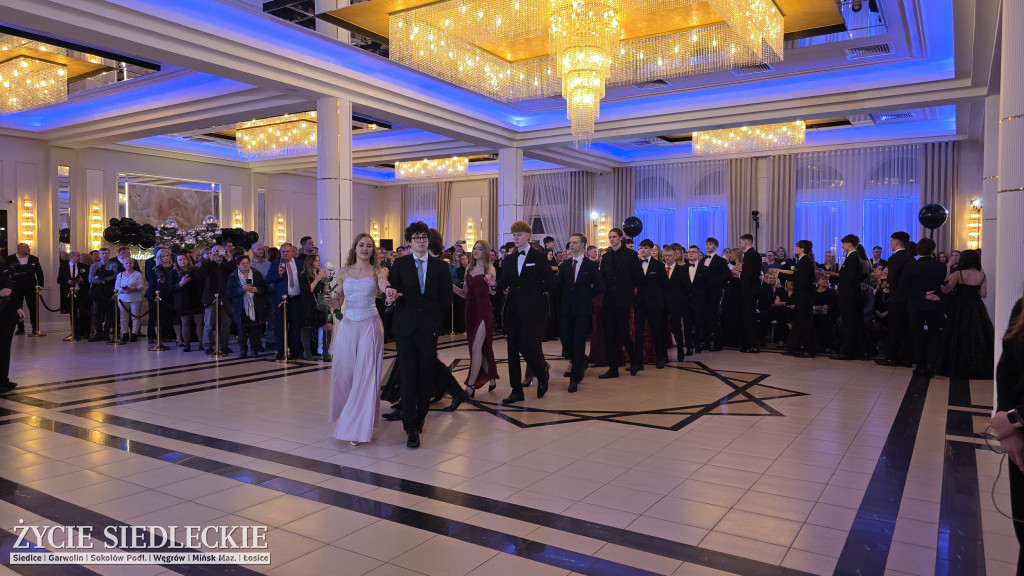 Studniówka w Prusie