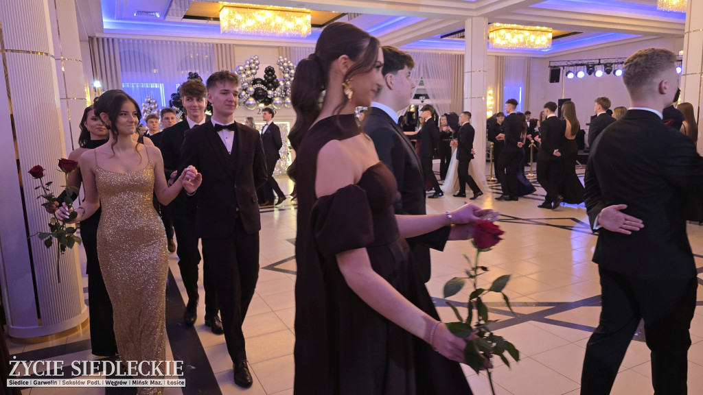 Studniówka w Prusie