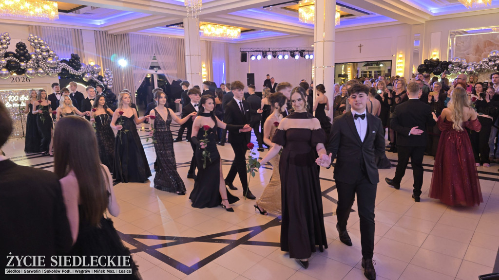 Studniówka w Prusie