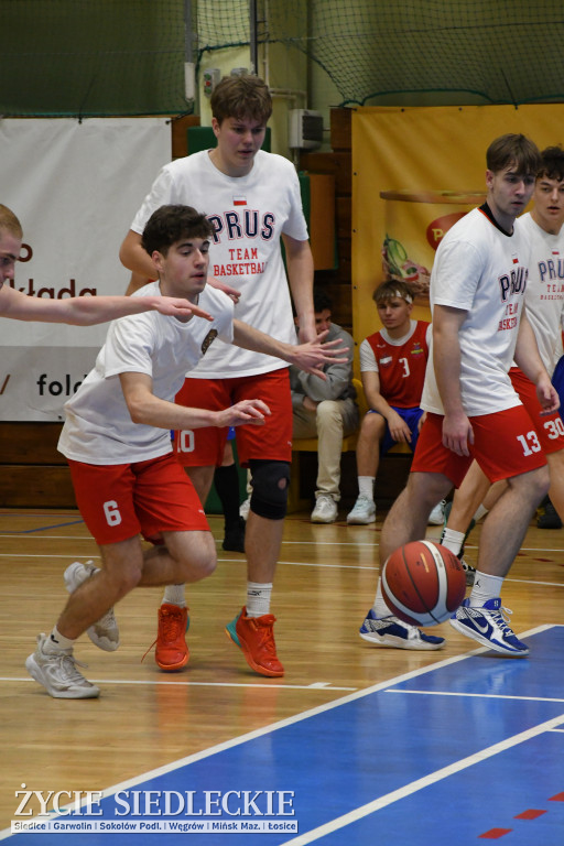 Charytatywny mecz koszykówki Siedlce 2026 – młodzież zagrała dla Dawida