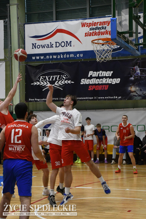 Charytatywny mecz koszykówki Siedlce 2026 – młodzież zagrała dla Dawida