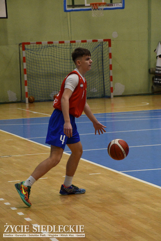 Charytatywny mecz koszykówki Siedlce 2026 – młodzież zagrała dla Dawida