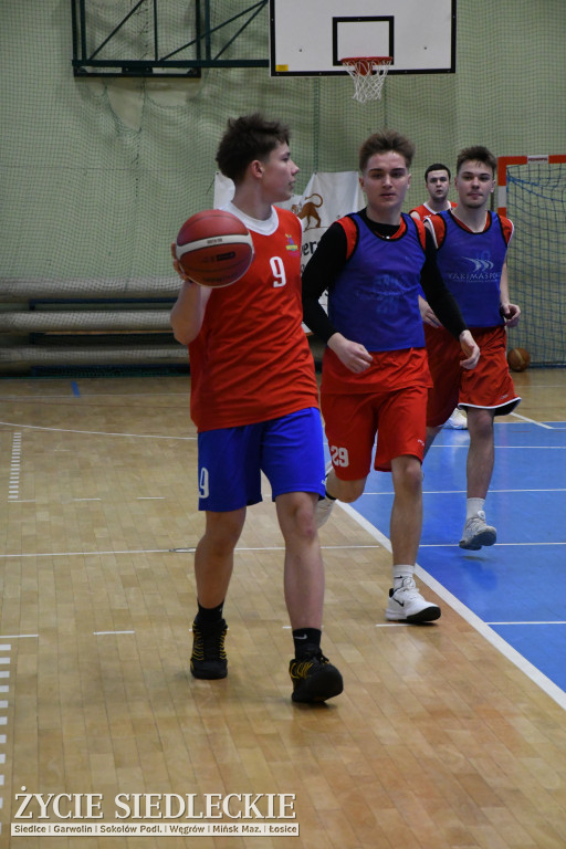 Charytatywny mecz koszykówki Siedlce 2026 – młodzież zagrała dla Dawida