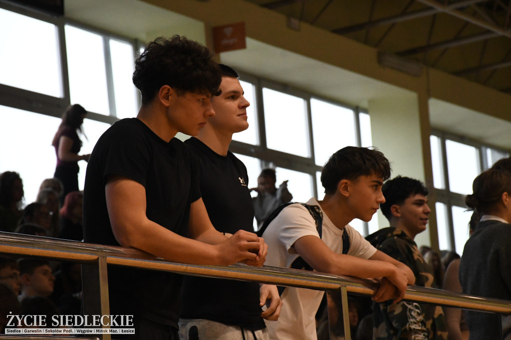 Charytatywny mecz koszykówki Siedlce 2026 – młodzież zagrała dla Dawida