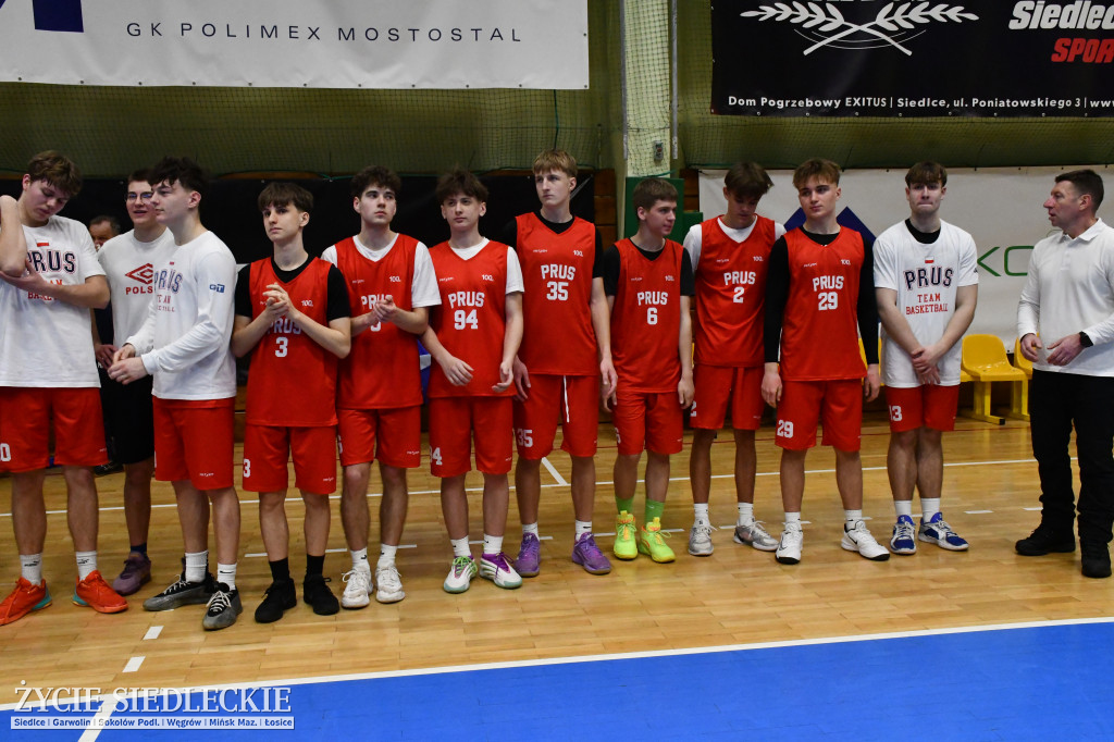 Charytatywny mecz koszykówki Siedlce 2026 – młodzież zagrała dla Dawida