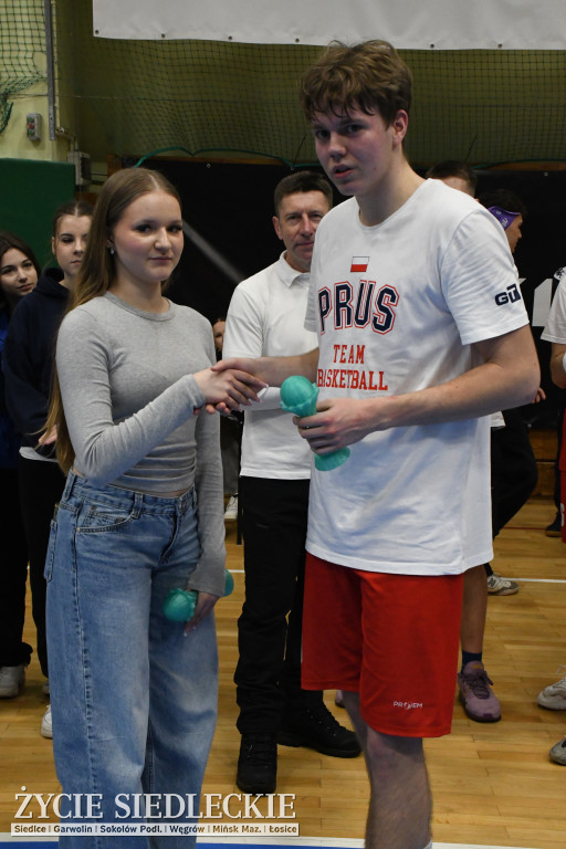 Charytatywny mecz koszykówki Siedlce 2026 – młodzież zagrała dla Dawida