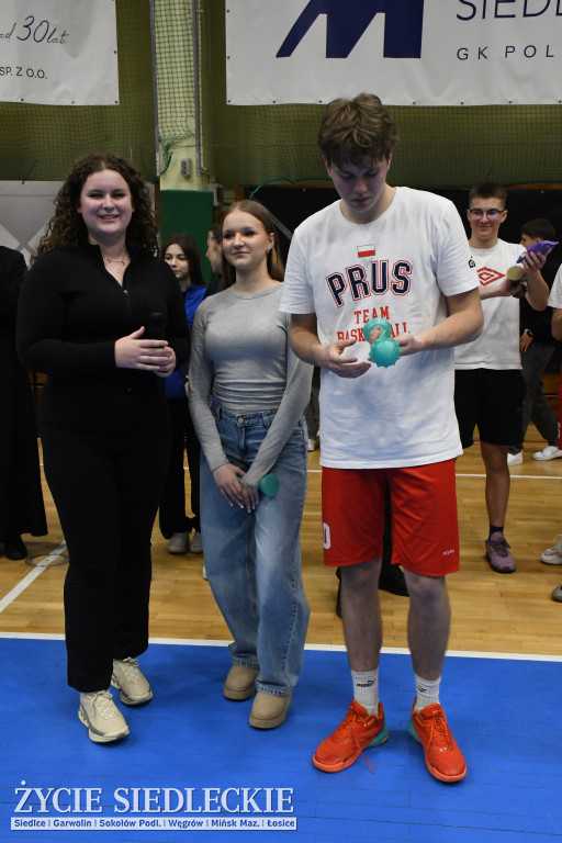 Charytatywny mecz koszykówki Siedlce 2026 – młodzież zagrała dla Dawida