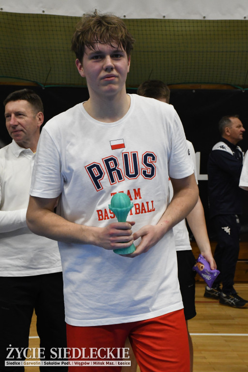 Charytatywny mecz koszykówki Siedlce 2026 – młodzież zagrała dla Dawida