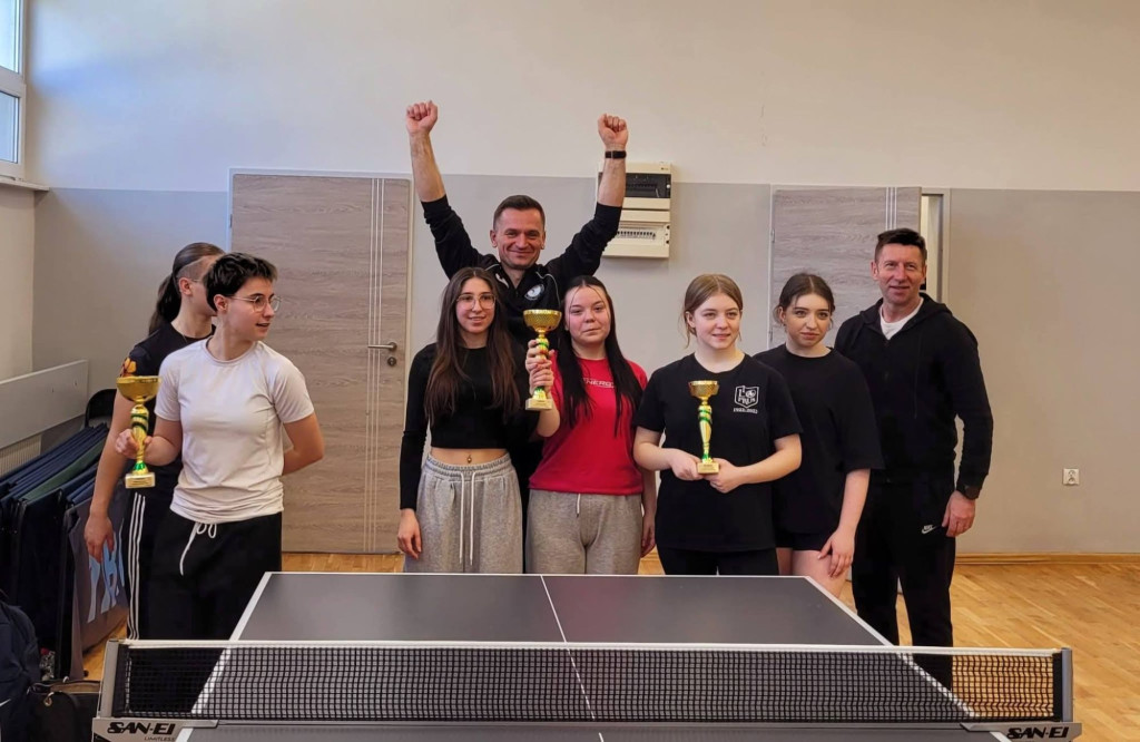 Budowlanka tenis stołowy