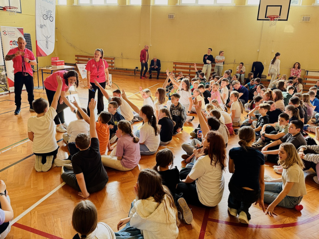 SPORT KOCHA RECYKLING W SKÓRCU