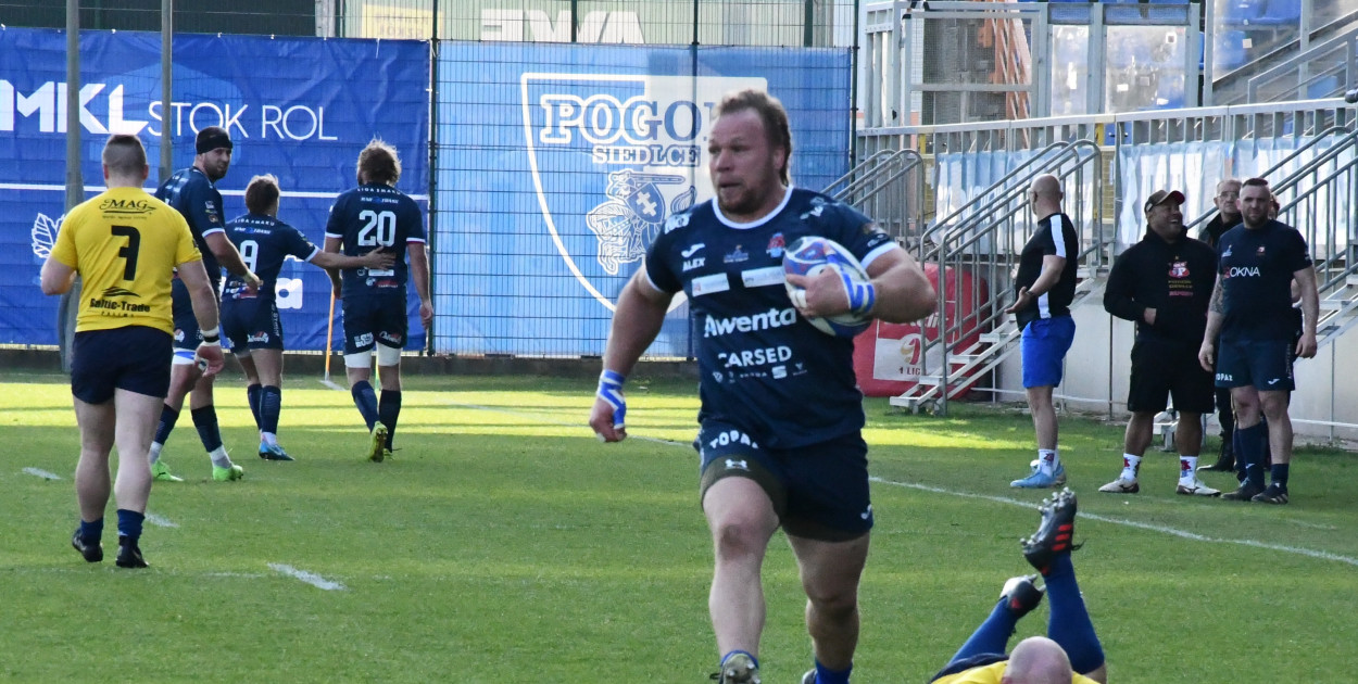 Mistrzowska forma. Pogoń rozgromiła Arkę