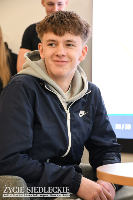 CUD – uczennice Żółkiewskiego i Prusa w Siedlcach o zdrowiu psychicznym i równowadze