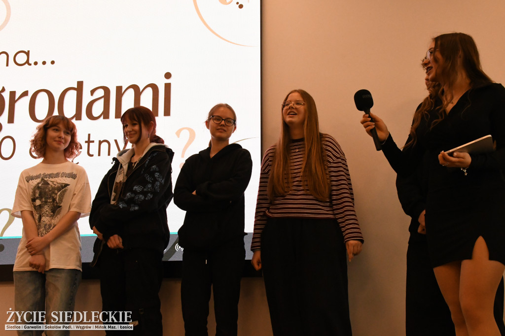 CUD – uczennice Żółkiewskiego i Prusa w Siedlcach o zdrowiu psychicznym i równowadze