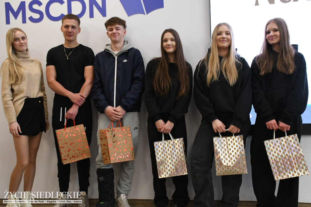 CUD – uczennice Żółkiewskiego i Prusa w Siedlcach o zdrowiu psychicznym i równowadze