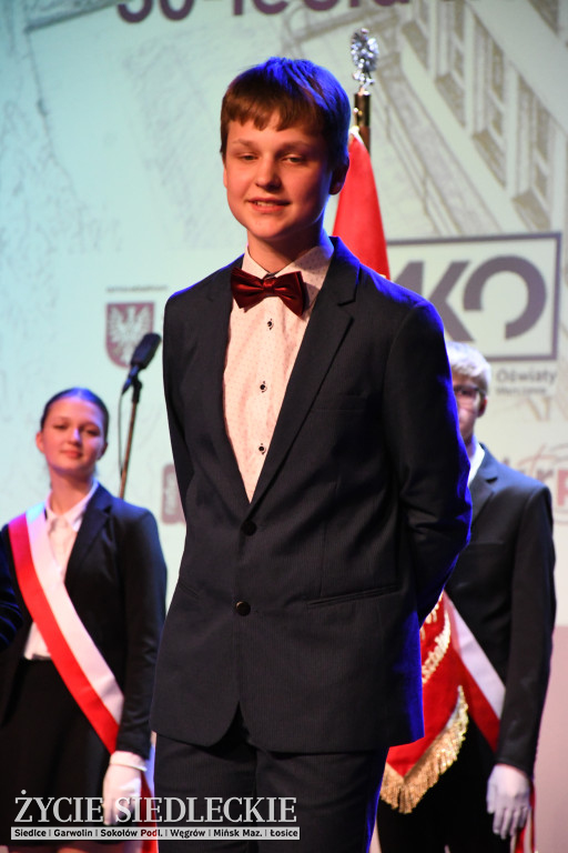 Siedlce: odsłonięto mural i popiersie w Szkole Podstawowej nr 6. Jubileusz 110-lecia „Szóstki”