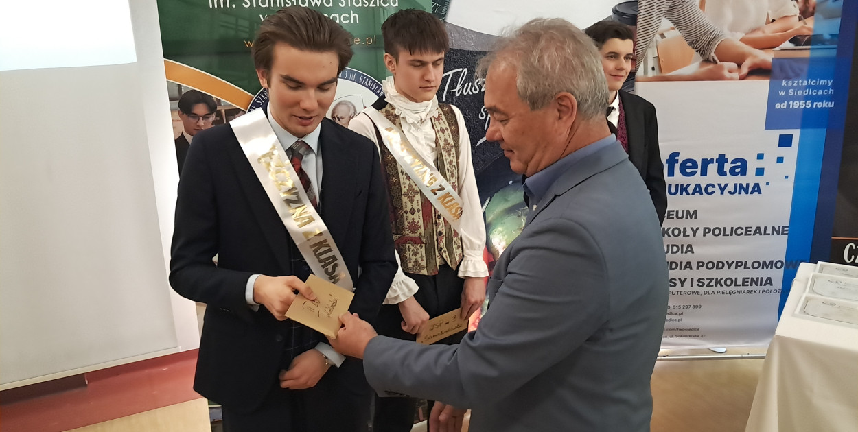 Dziedzictwo epok 2026 w Siedlcach – wartości współczesnego mężczyzny, warsztaty i konkurs dżentelmena