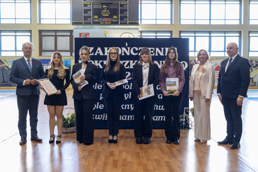 Absolwenci ZSP nr 3 w Siedlcach zakończyli rok szkolny