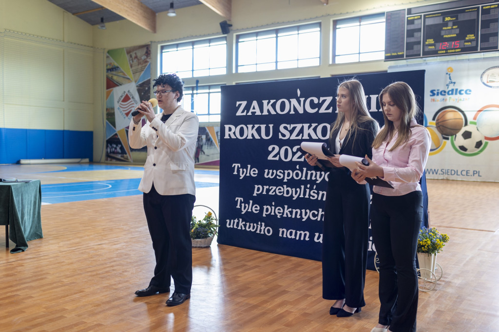 Absolwenci ZSP nr 3 w Siedlcach zakończyli rok szkolny