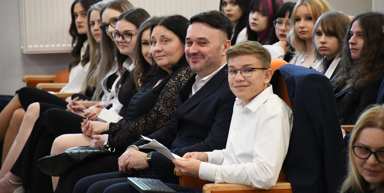 IV LO żegna maturzystów. Uroczysta gala w Siedlcach