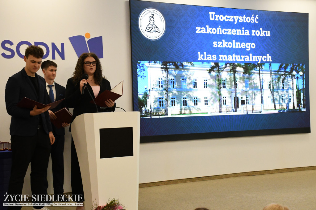 IV LO żegna maturzystów. Uroczysta gala w Siedlcach