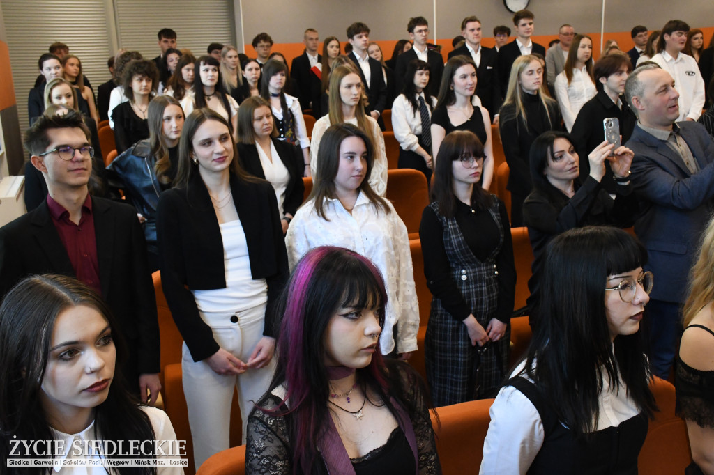 IV LO żegna maturzystów. Uroczysta gala w Siedlcach