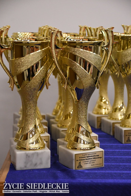 IV LO żegna maturzystów. Uroczysta gala w Siedlcach