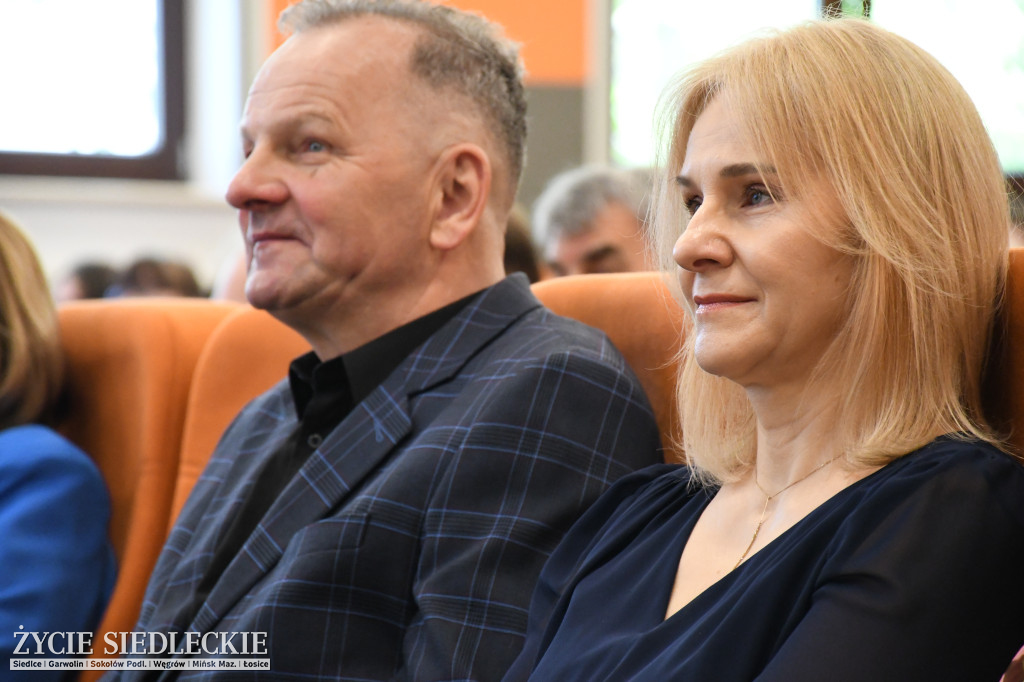 IV LO żegna maturzystów. Uroczysta gala w Siedlcach