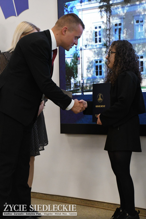 IV LO żegna maturzystów. Uroczysta gala w Siedlcach