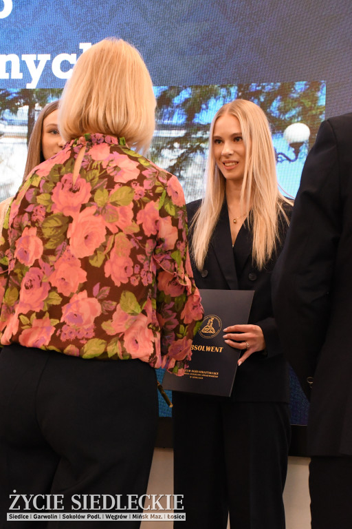 IV LO żegna maturzystów. Uroczysta gala w Siedlcach