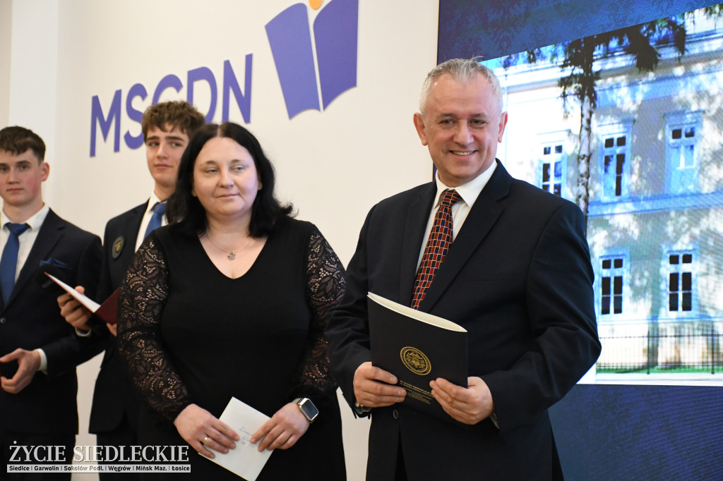 IV LO żegna maturzystów. Uroczysta gala w Siedlcach