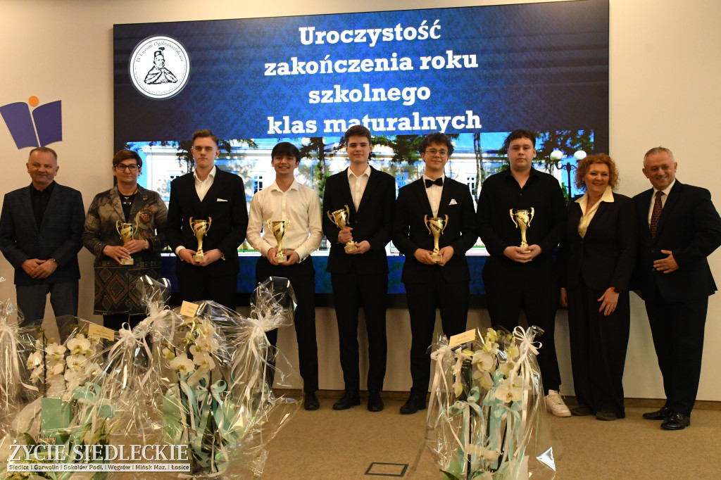 IV LO żegna maturzystów. Uroczysta gala w Siedlcach