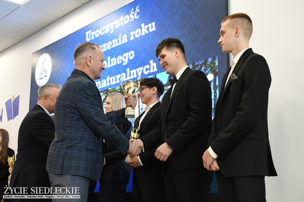 IV LO żegna maturzystów. Uroczysta gala w Siedlcach