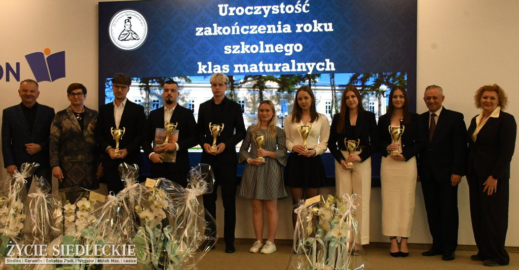 IV LO żegna maturzystów. Uroczysta gala w Siedlcach