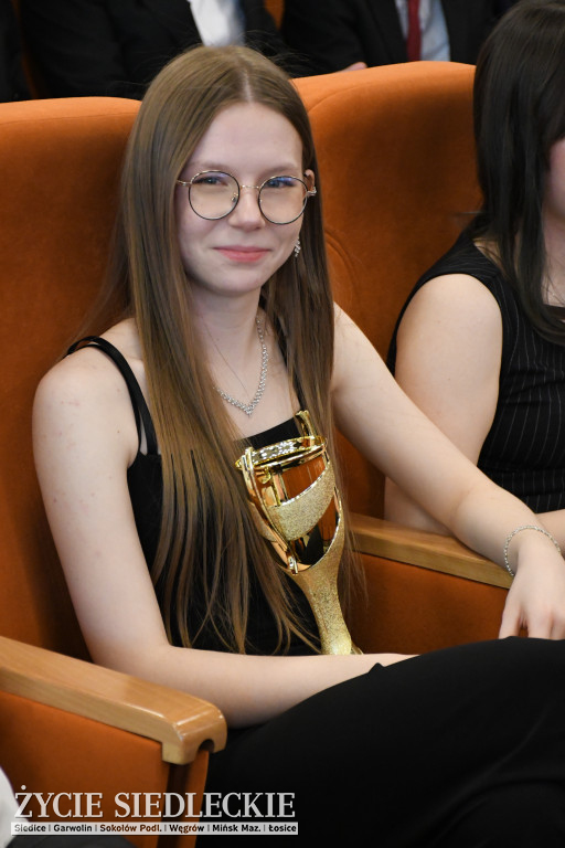 IV LO żegna maturzystów. Uroczysta gala w Siedlcach