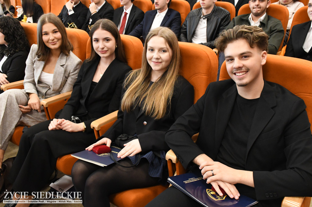 IV LO żegna maturzystów. Uroczysta gala w Siedlcach