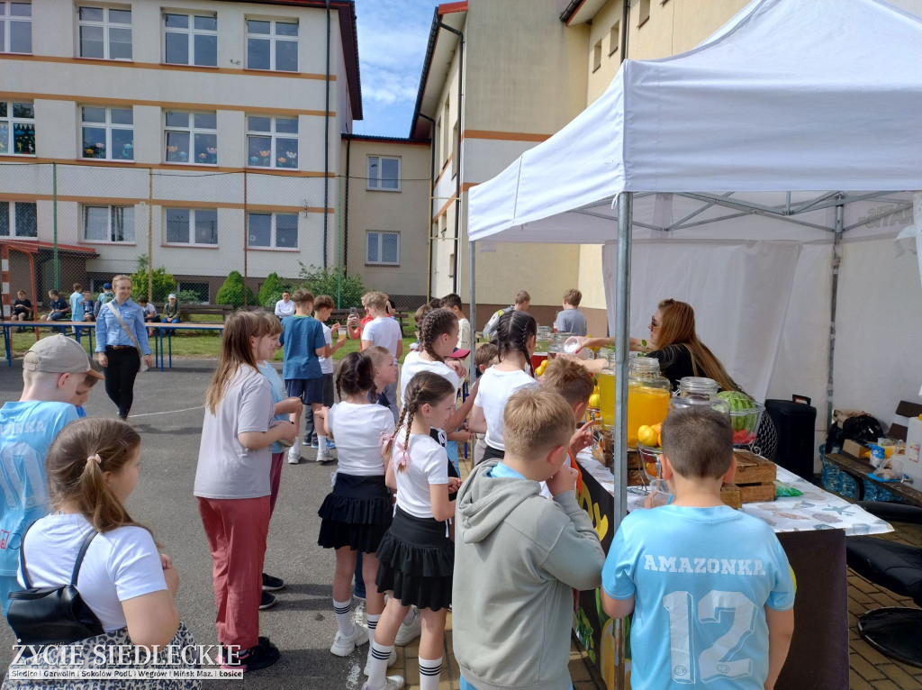 Otwarcie Orlika po remoncie w Wiśniewie
