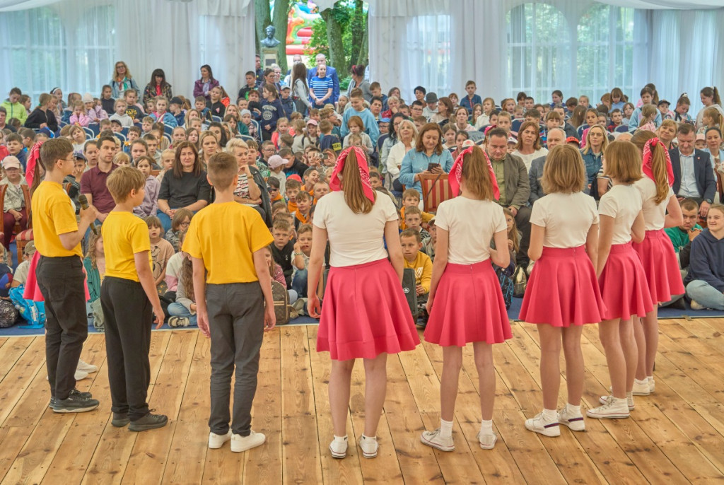 Powiatowy Dzień Dziecka w „Reymontówce”