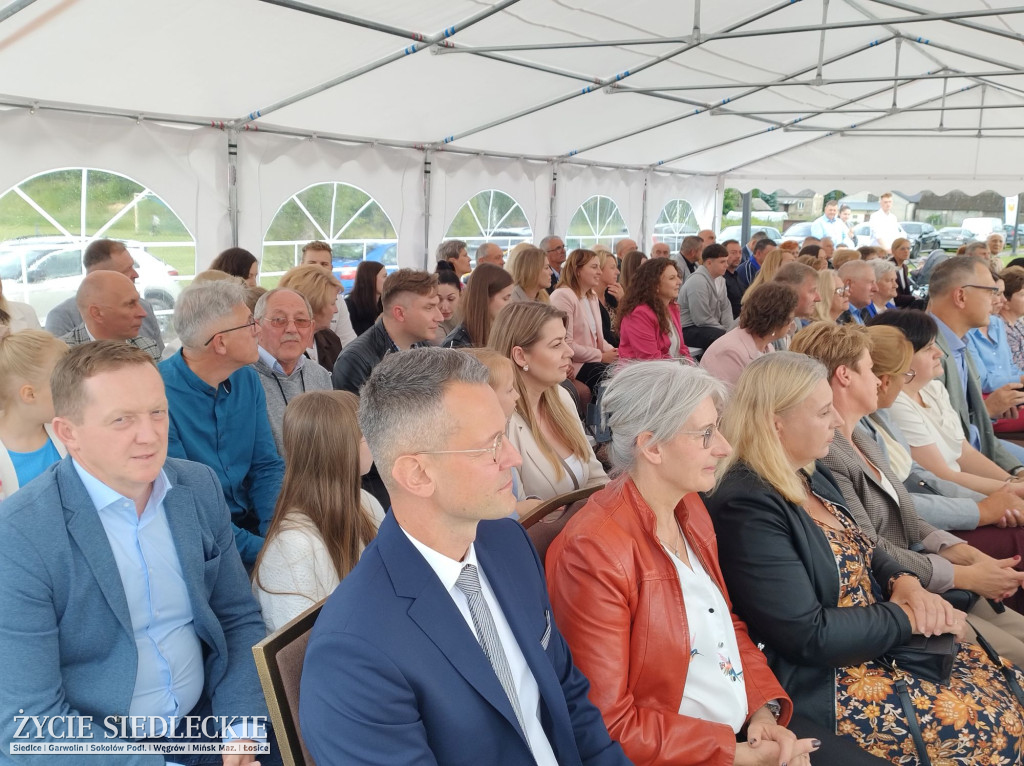 Otwarcie świetlicy w Tęczkach