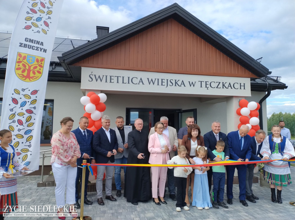 Otwarcie świetlicy w Tęczkach