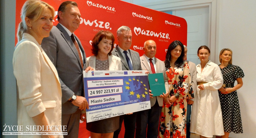 Podpisanie umów z miastem Siedlce i gminami