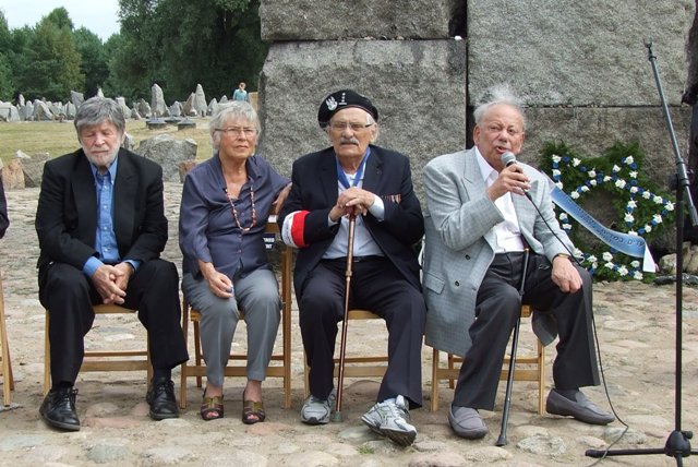 ?W lesie wciąż słychać głosy zamordowanych?