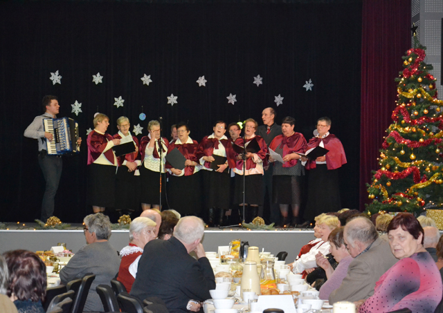 Podzielili się opłatkiem