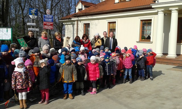 Dzieci przyjaciółmi ptaków