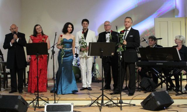 Muzyczne otwarcie w Rozbitym Kamieniu